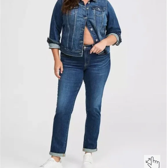 Torrid - Perfect Boyfriend Mid-Rise Jean - Size 18 - Picture 7 of 13